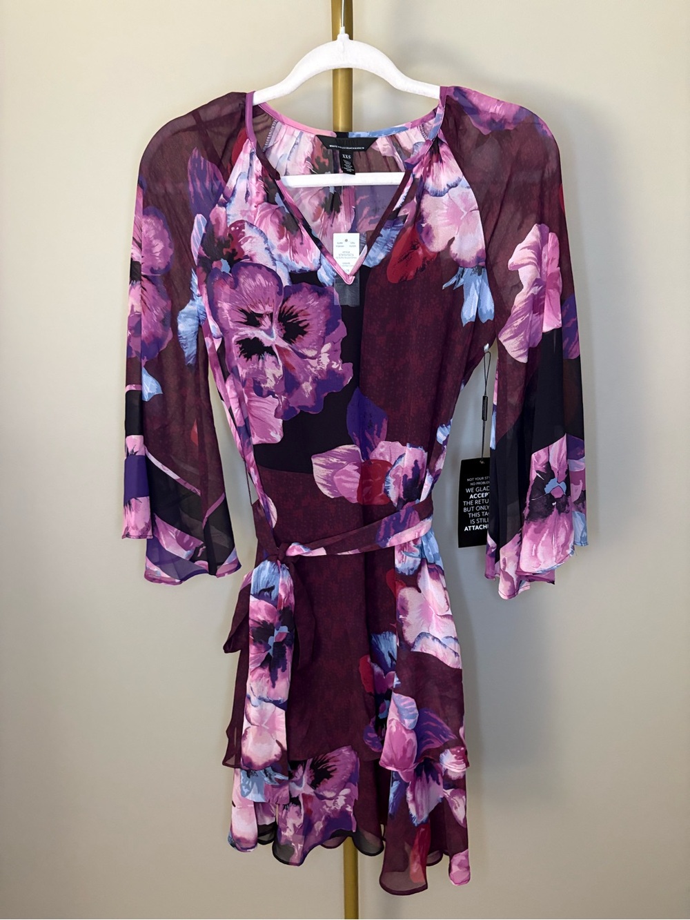 White House Black Market 3/4 Bell-Sleeve Floral Dress